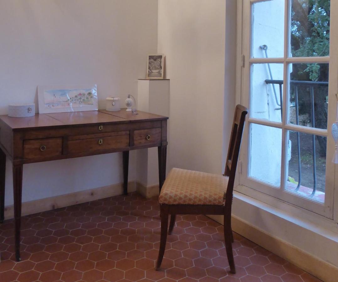 Chateau Saint-Esprit Bed and Breakfast Draguignan Zewnętrze zdjęcie